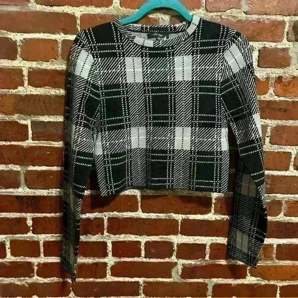 Love Tree Plaid Crop Sweater - Long Sleeve, Size Large